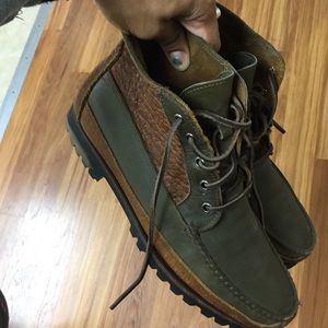 Leather Eastland boot only worn a few times.